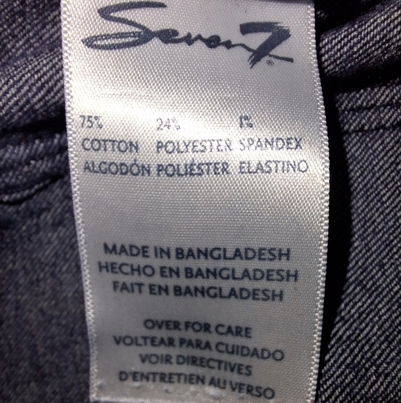 A pair of Seven7 ladies tummyless boot cut jeans in a size 12. - Picture 7 of 9